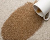 رفع انواع لکه و کثیفی از روی فرش و گلیم فرش